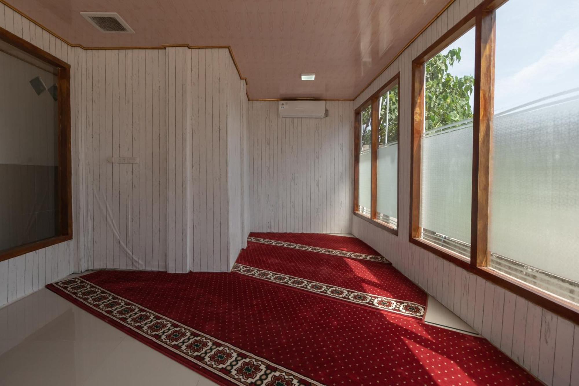 Reddoorz Syariah Near Jakabaring Sport City 팔렘방 외부 사진